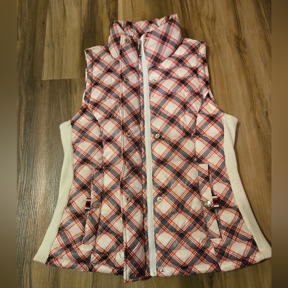 Limited Edition Tommy Hilfiger Vest - Picture 3 of 4